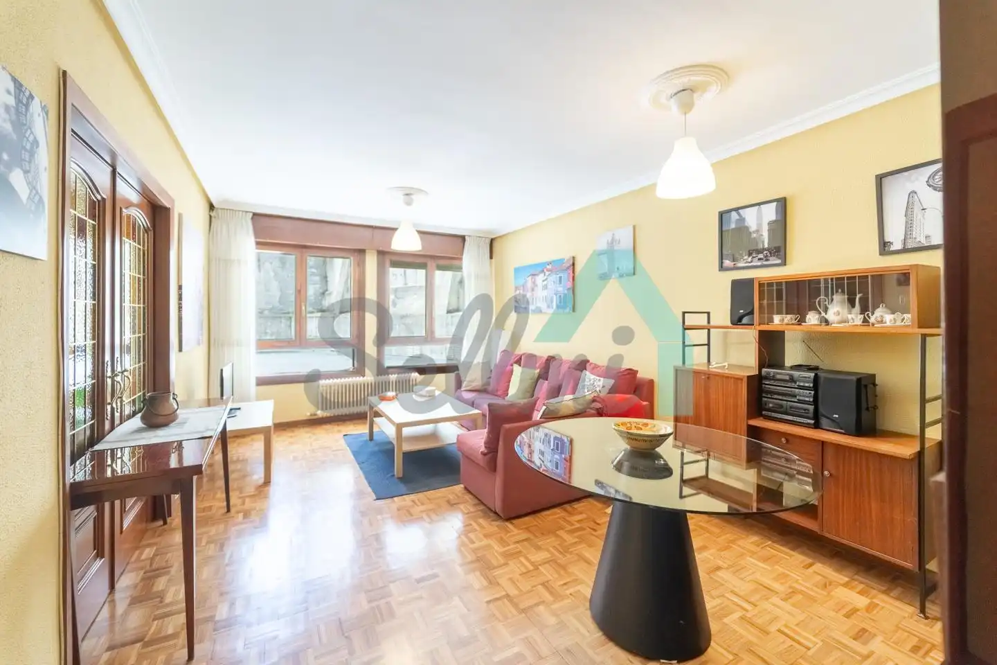 Living room of Flat for rent in Oviedo   with Heating, Parquet flooring and Terrace