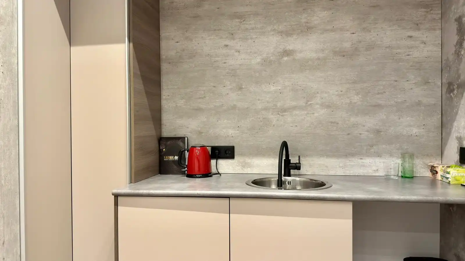 Cocina de Casa o chalet en venta en Alicante / Alacant con Aire acondicionado, Calefacción y Jardín privado