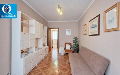 Sala d'estar de Apartament en venda en Alicante / Alacant amb Aire condicionat