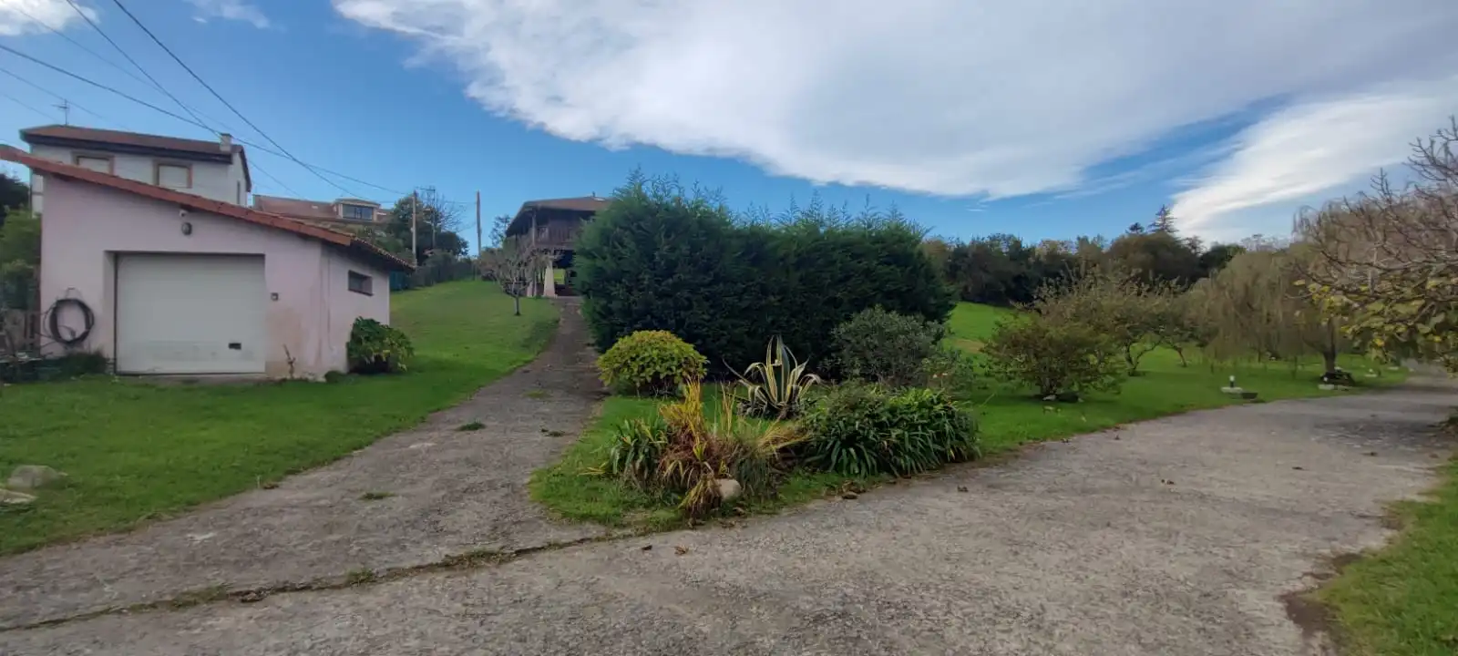 Country house zum Verkauf in Llanes mit Heizung, Privatgarten und Terrasse