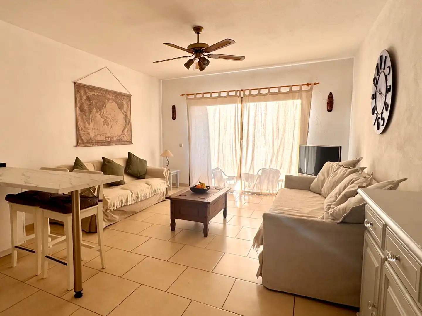 Living room of Apartments for sale in Adeje  with Furnished, Microwave and TV