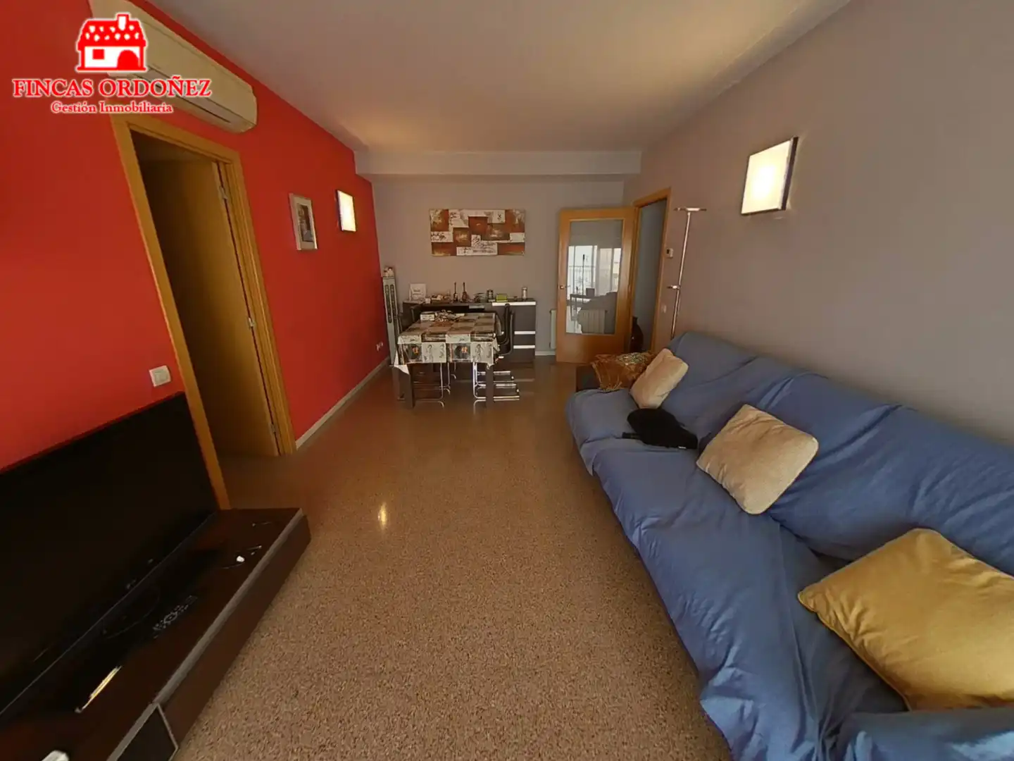Piso con terraza en venta en Carrer de l'Anoia, imagen 2