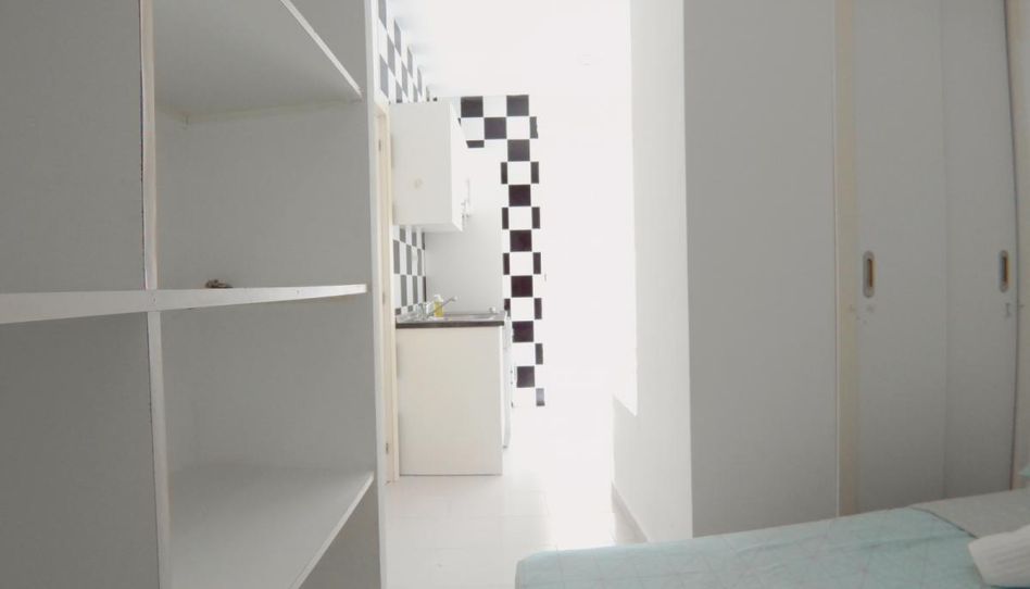 Estudio de alquiler en Puerta del Ángel - Imagen 2