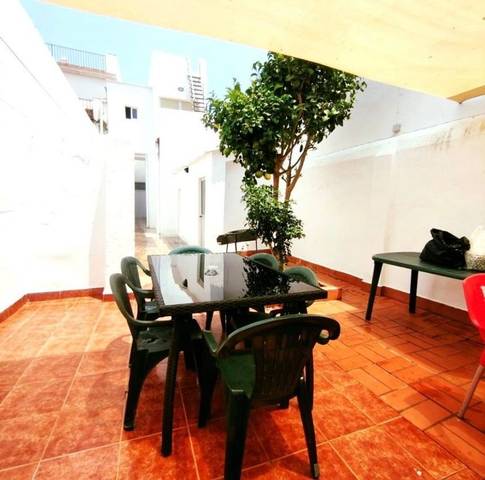 Casa adosada en Venta en De Los Reyes en Isla Cristina Ciudad