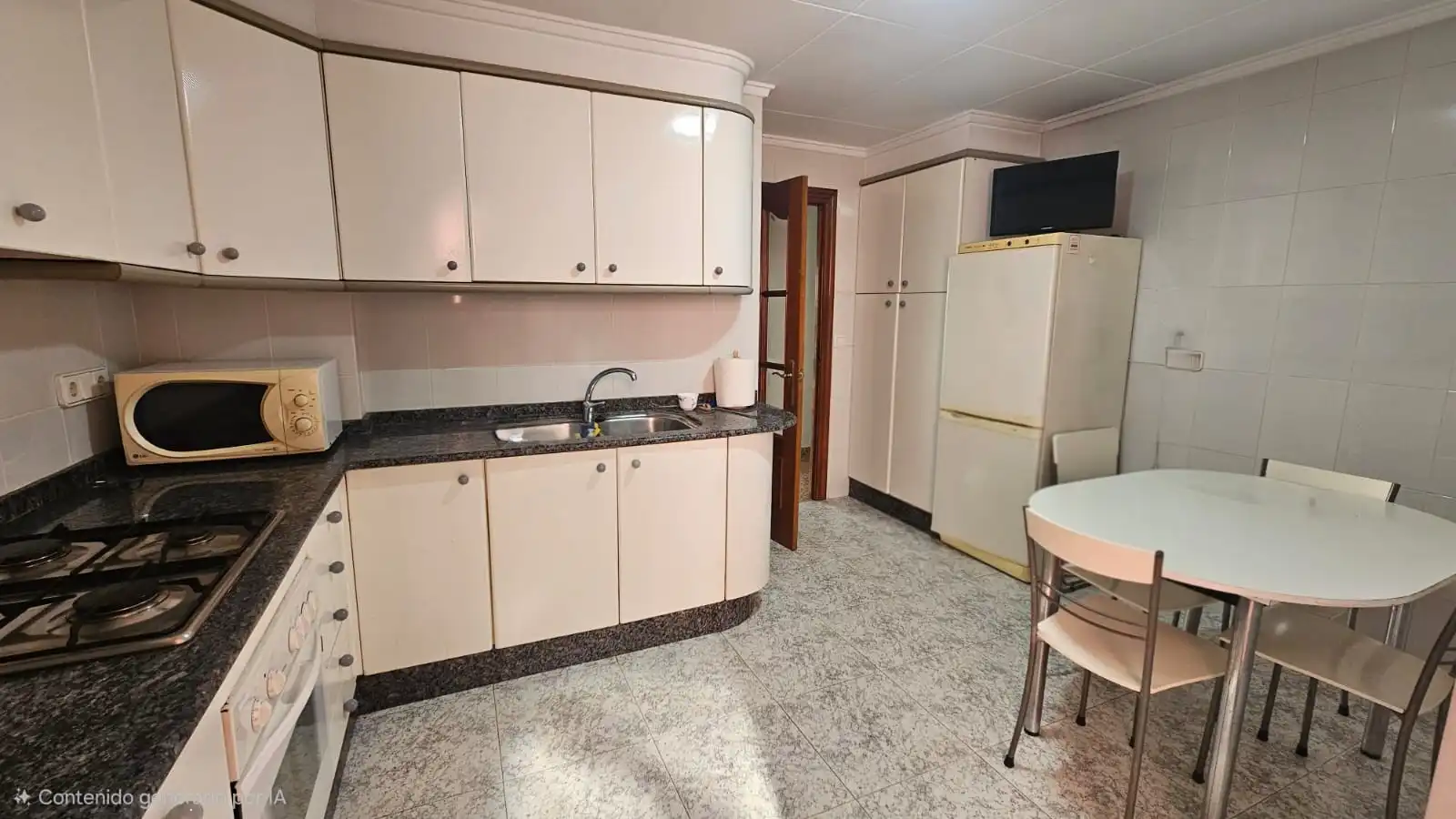 Kitchen of Flat for sale in Valencia  with Air Conditioner, Heating and Balcony