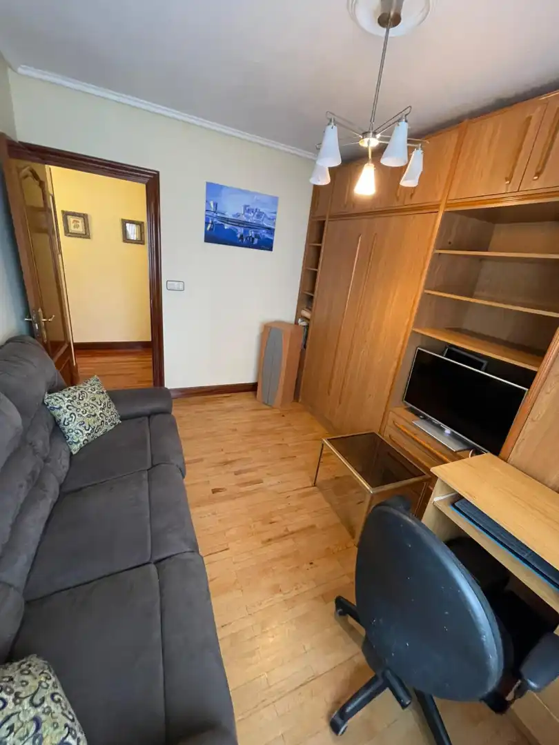Living room of Flat for sale in Barakaldo   with Heating, Parquet flooring and Terrace