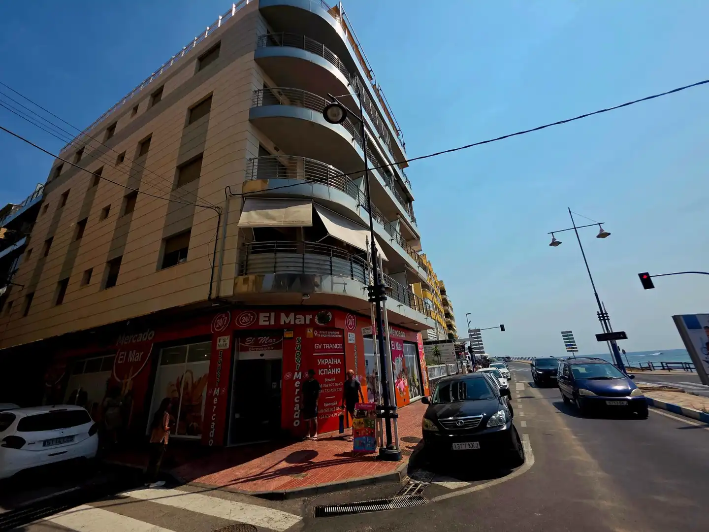 Vista exterior de Piso de alquiler en Torrevieja con Terraza