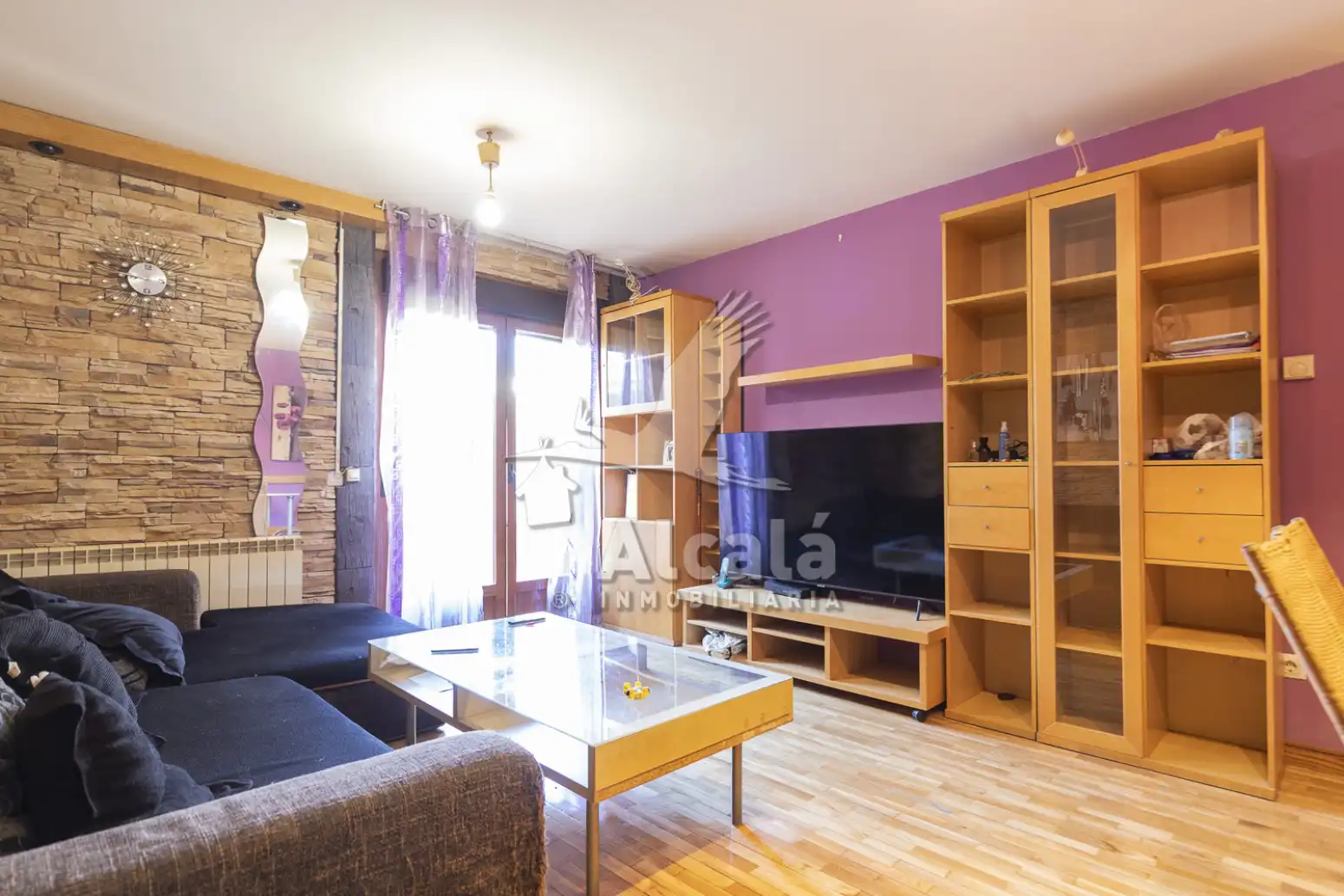 Sala de estar de Piso en venta en Meco con Calefacción, Parquet y Amueblado