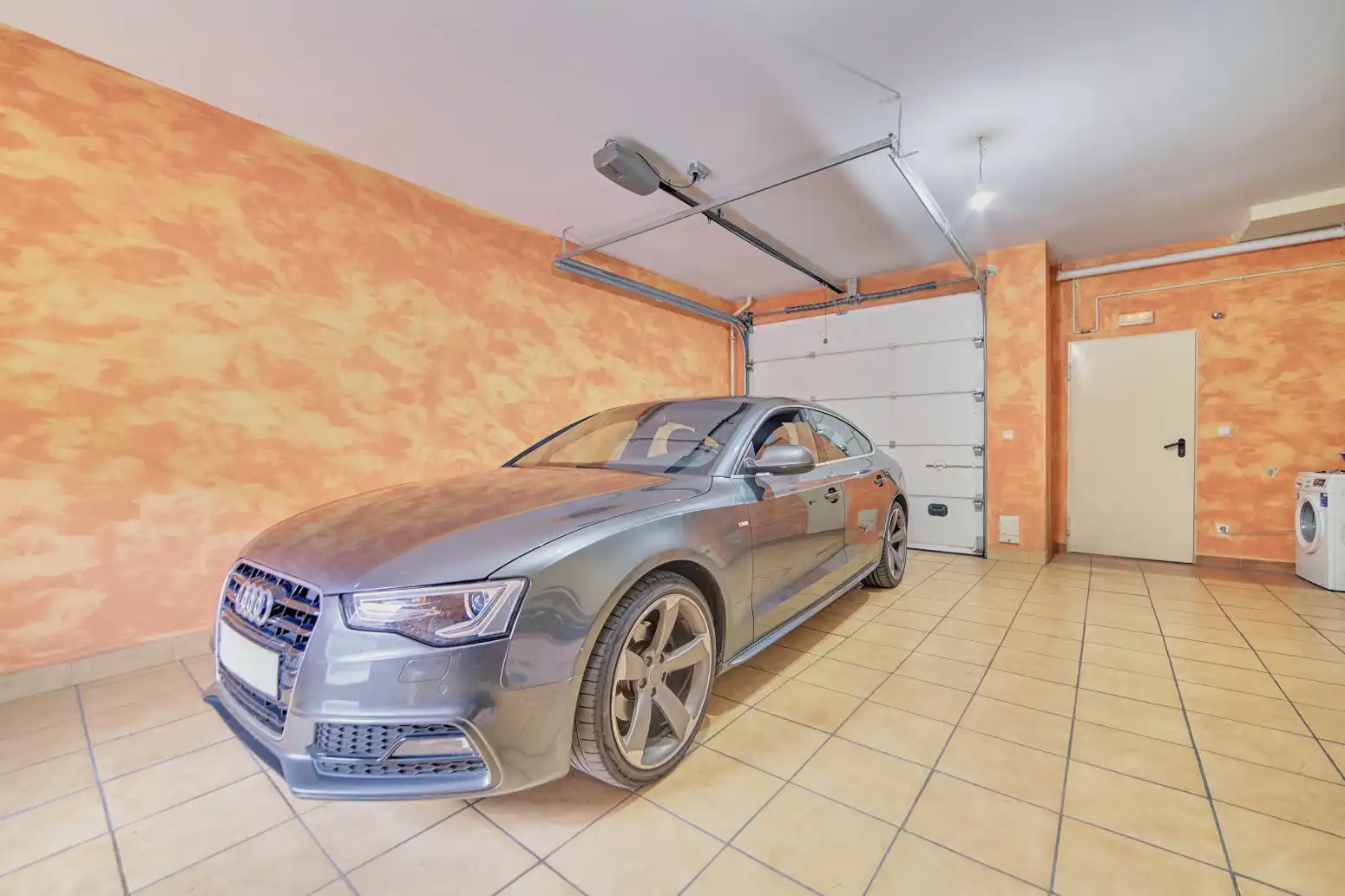 Parking de Casa adosada en venta en Olite / Erriberri con Calefacción, Jardín privado y Parquet