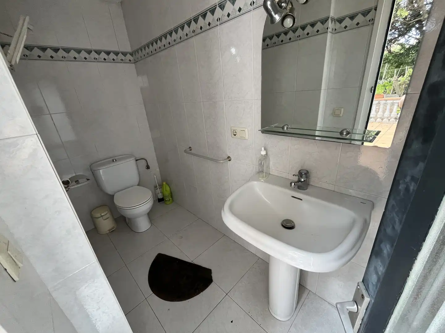Baño de Casa adosada en venta en Cassà de la Selva con Calefacción, Jardín privado y Parquet