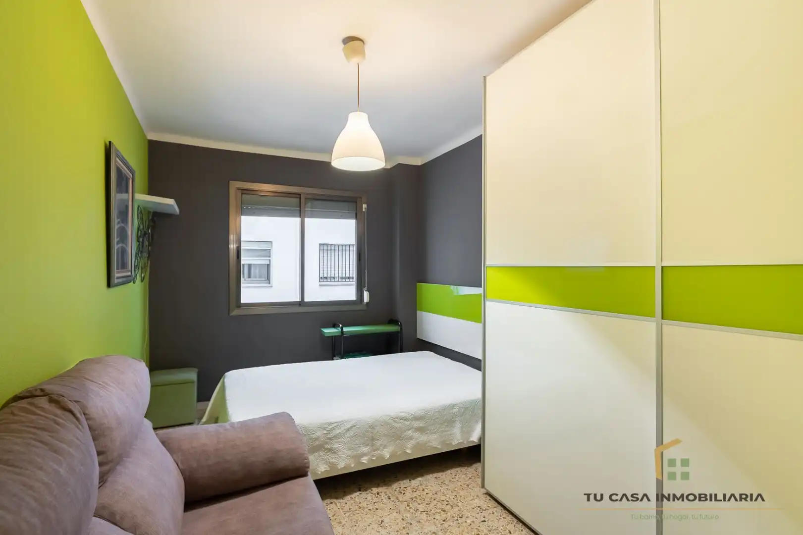 Schlafzimmer von Wohnung zum Verkauf in Badalona mit Klimaanlage, Heizung und Möbliert