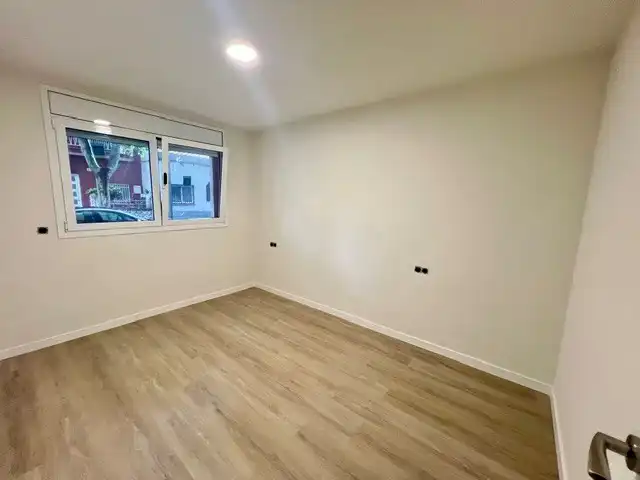 Planta baja en venta en Canovelles con Aire acondicionado, Calefacción y Parquet