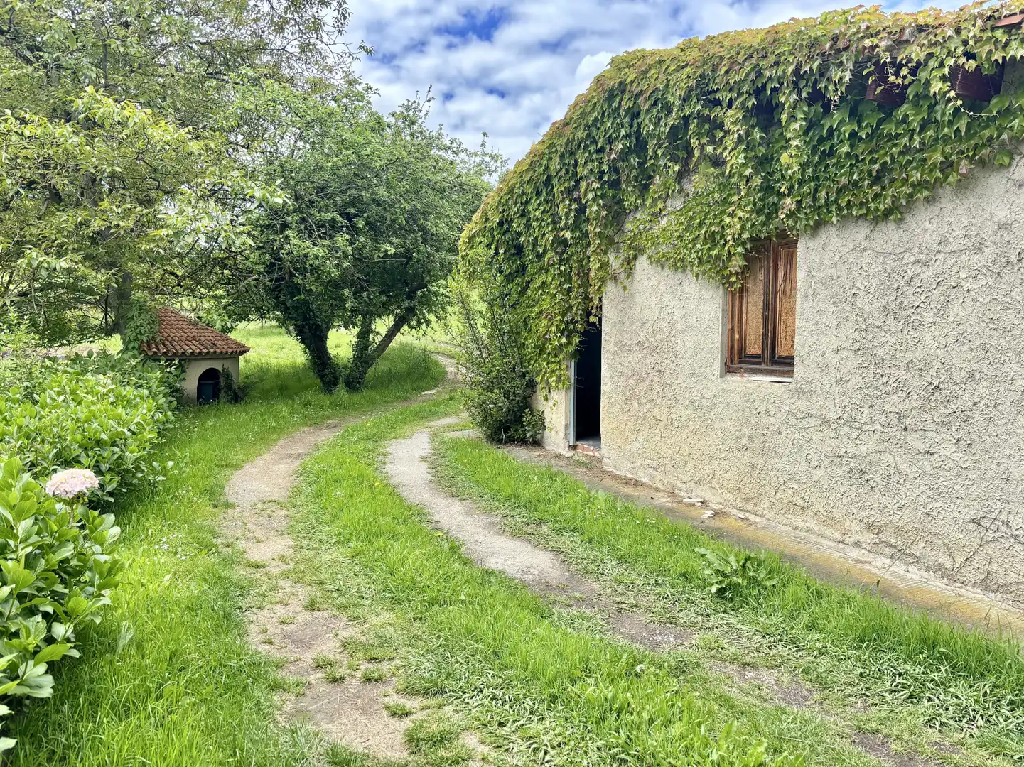 Exterior view of Houses for sale in Sariego  with Heating, Private garden and Parquet flooring