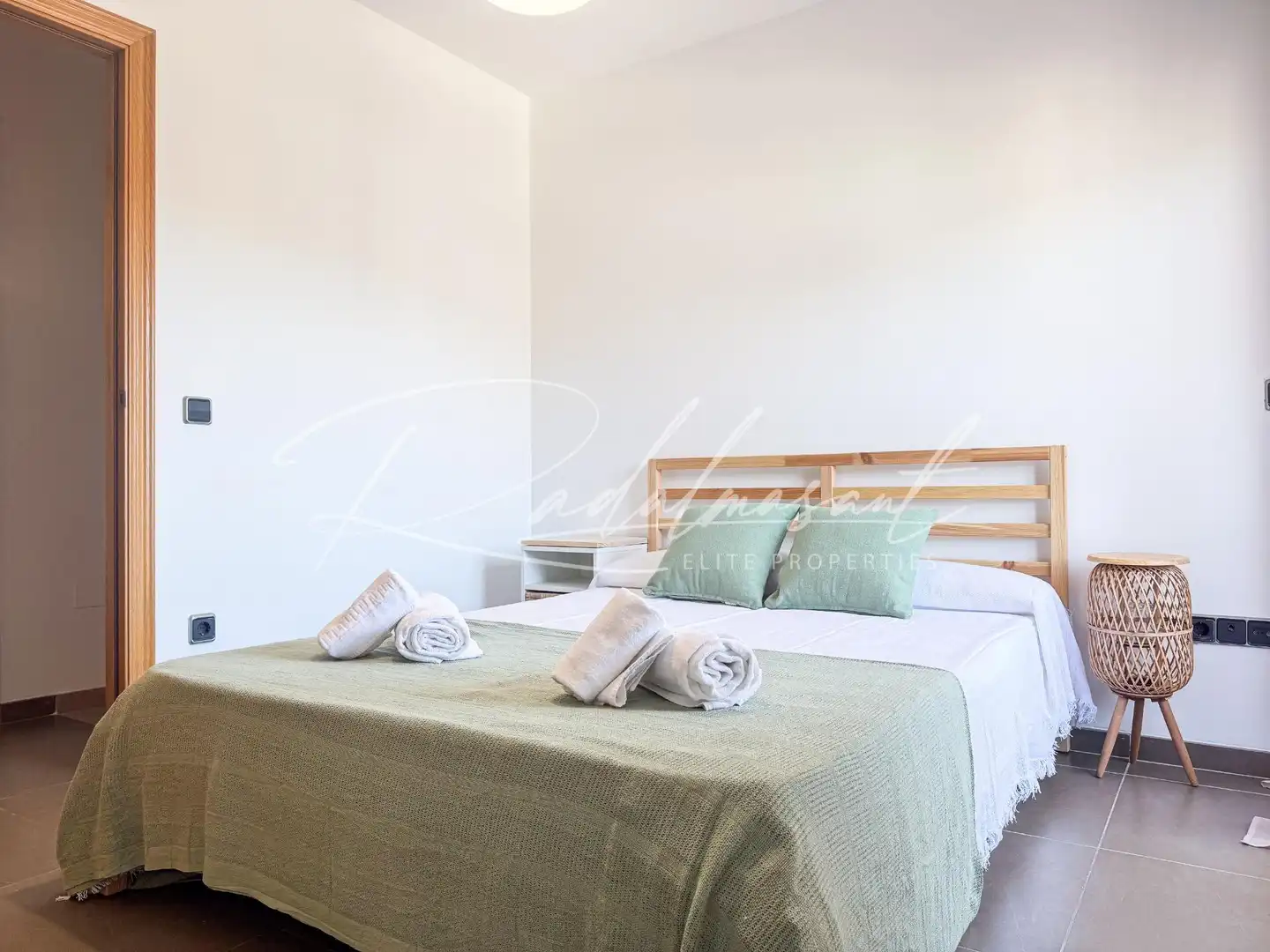 Casa pareada con piscina en venta en Carrer Carrer Migjorn, imagen 45