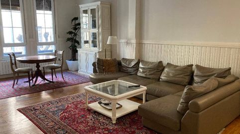 Foto 2 de Piso en venta en Abandoibarra - Guggenheim, Bilbao