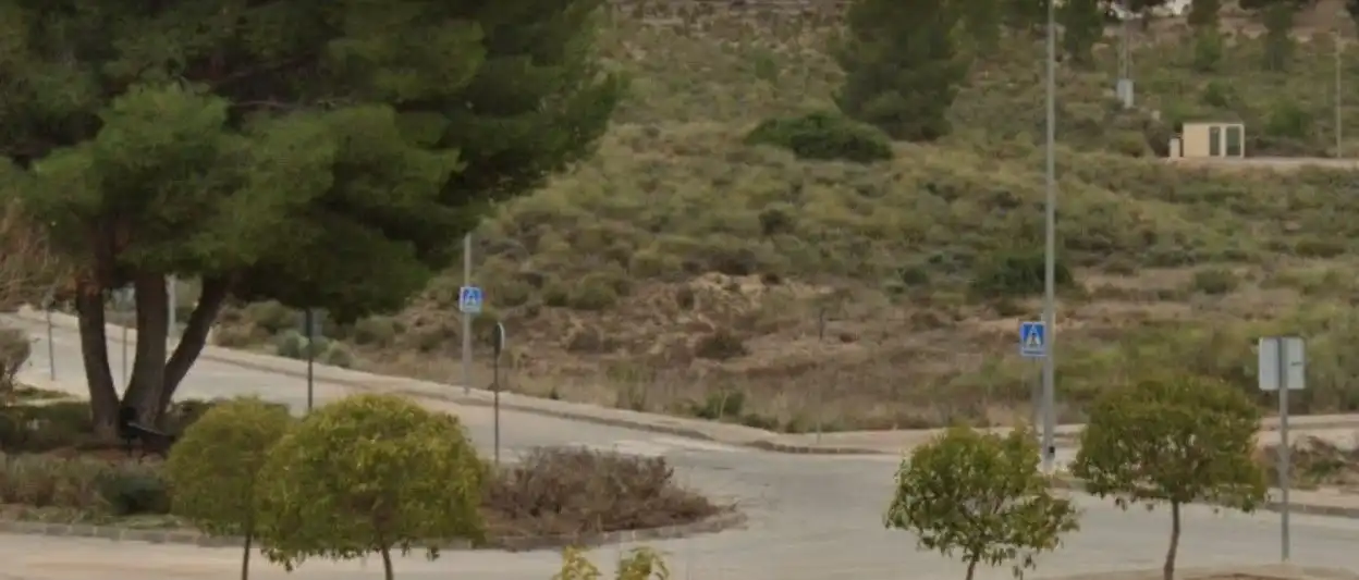 Terreny residencial en venda a Calle Urba Coto Riñales