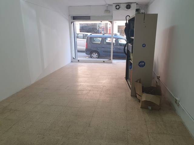 Local comercial en Venta en Les Roquetes