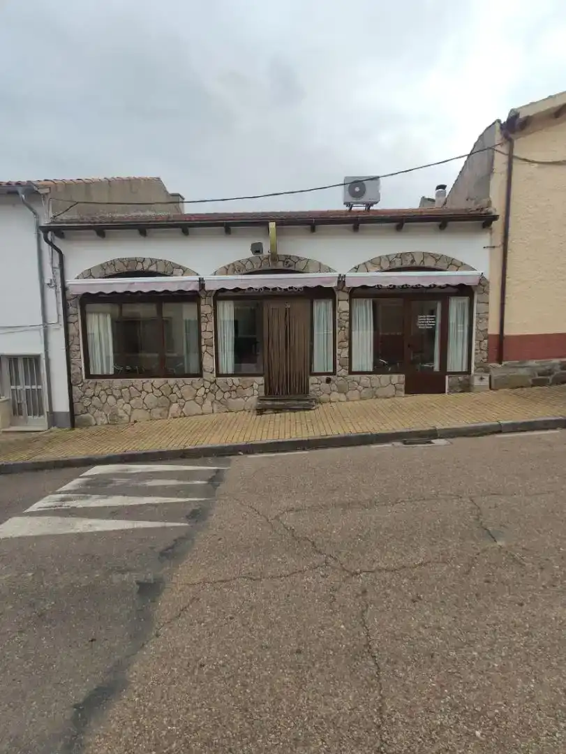Local en venta en Serradilla del Llano, Salamanca