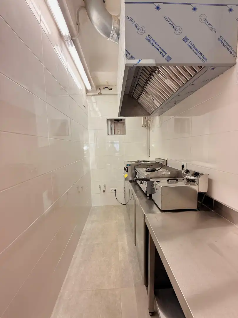 Cocina de Local de alquiler en Tarragona con Amueblado