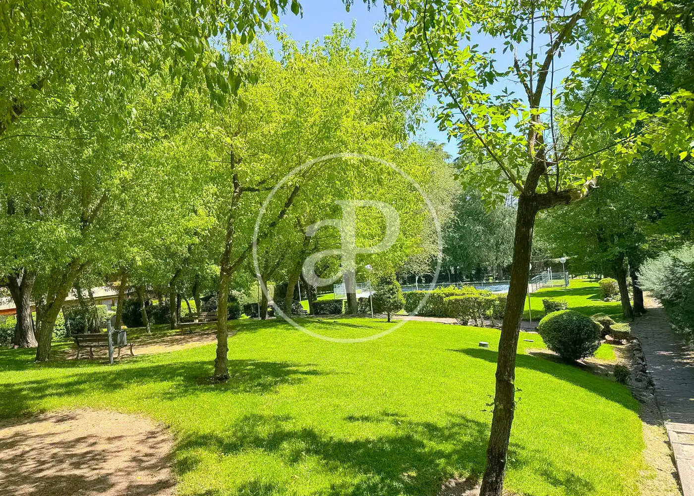 Jardín de Piso en venta en La Moraleja con Aire acondicionado, Calefacción y Jardín privado