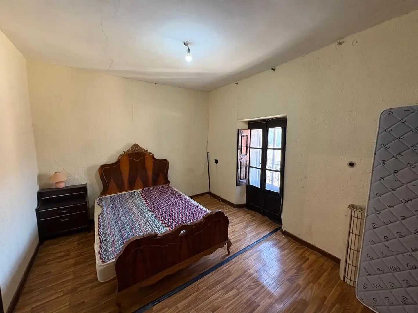 Habitación de Finca rústica en venta en Canalejas de Peñafiel con Jardín privado, Terraza y Amueblado