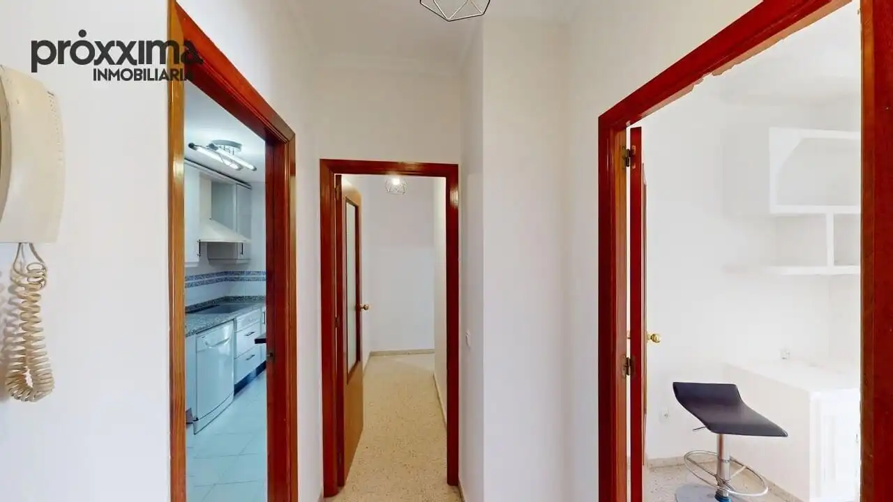 Flat for sale in Sevilla  with Air Conditioner, Terrace and Community pool