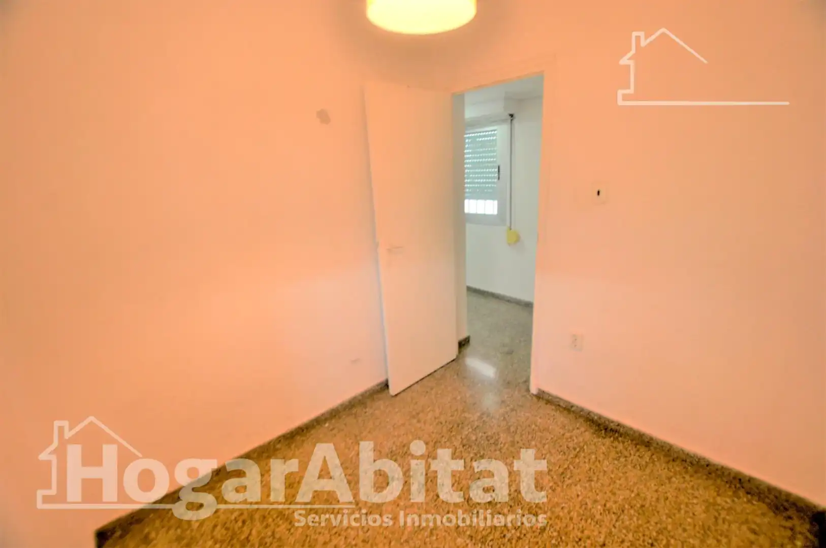 Bedroom of Flat for sale in Mislata  with Balcony