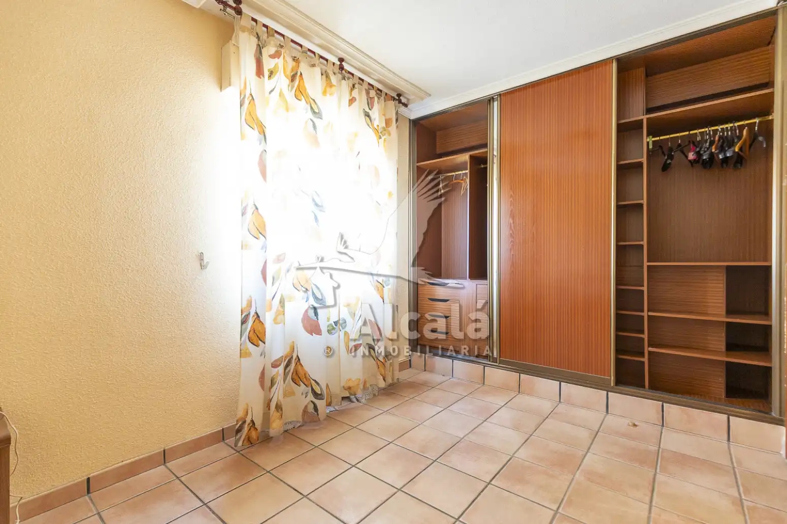 Dormitori de Casa o xalet en venda en Villalbilla amb Aire condicionat, Calefacció i Jardí privat
