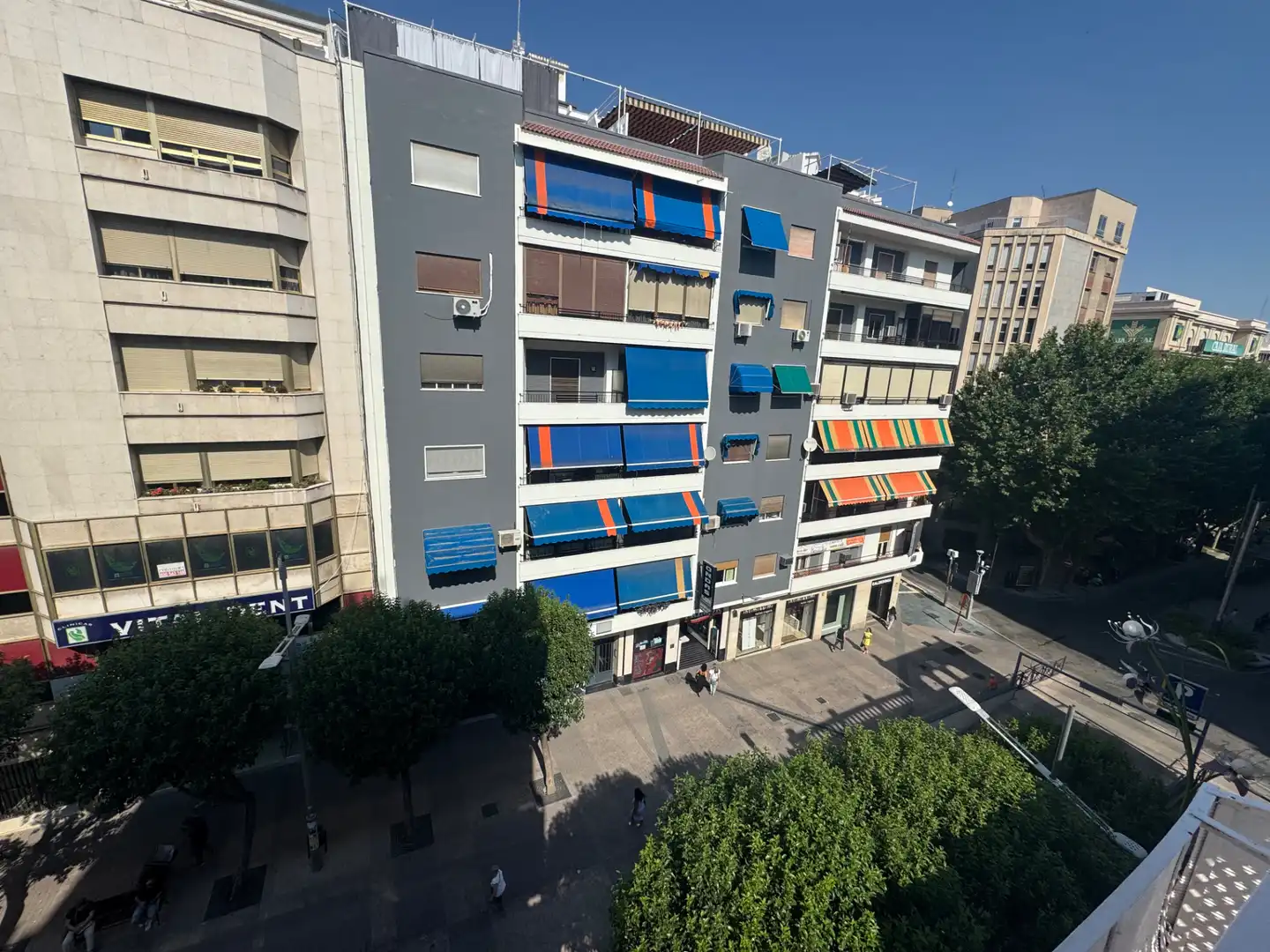 Vista exterior de Piso de alquiler en Jaén con Aire acondicionado, Calefacción y Amueblado