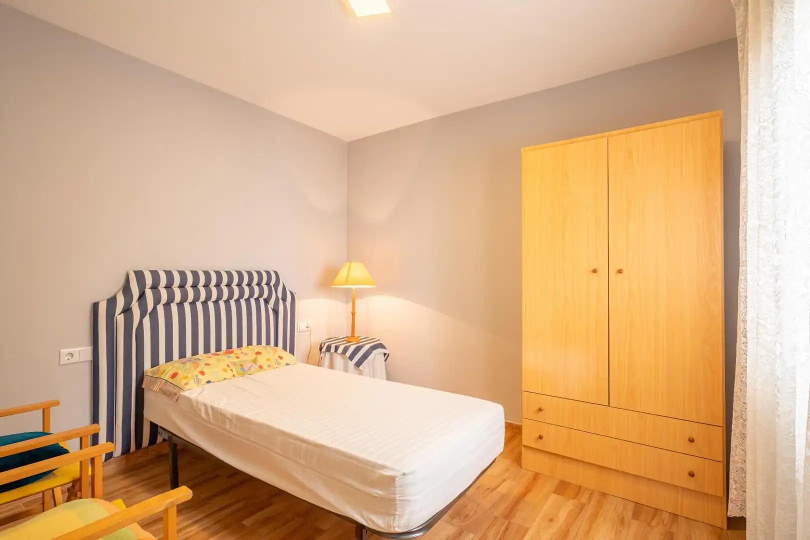 Schlafzimmer von Wohnung zur Miete in Almería mit Klimaanlage, Heizung und Terrasse