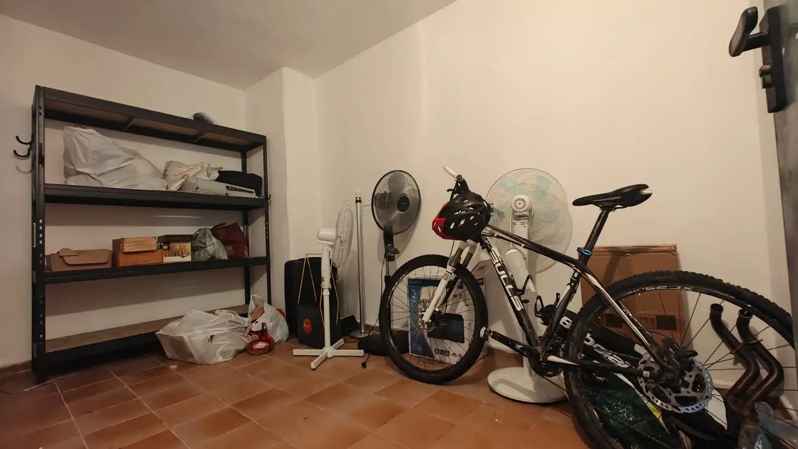 Flat for sale in Valencia  with Air Conditioner, Furnished and Oven
