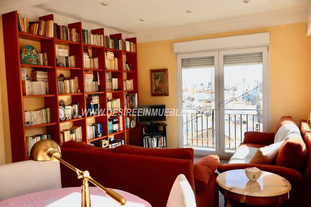 Piso en Venta en Carrer dels Adreçadors en Sant Francesc