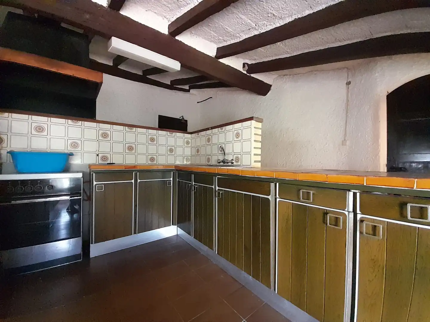 Cocina de Finca rústica en venta en La Vall de Bianya con Calefacción, Terraza y Trastero