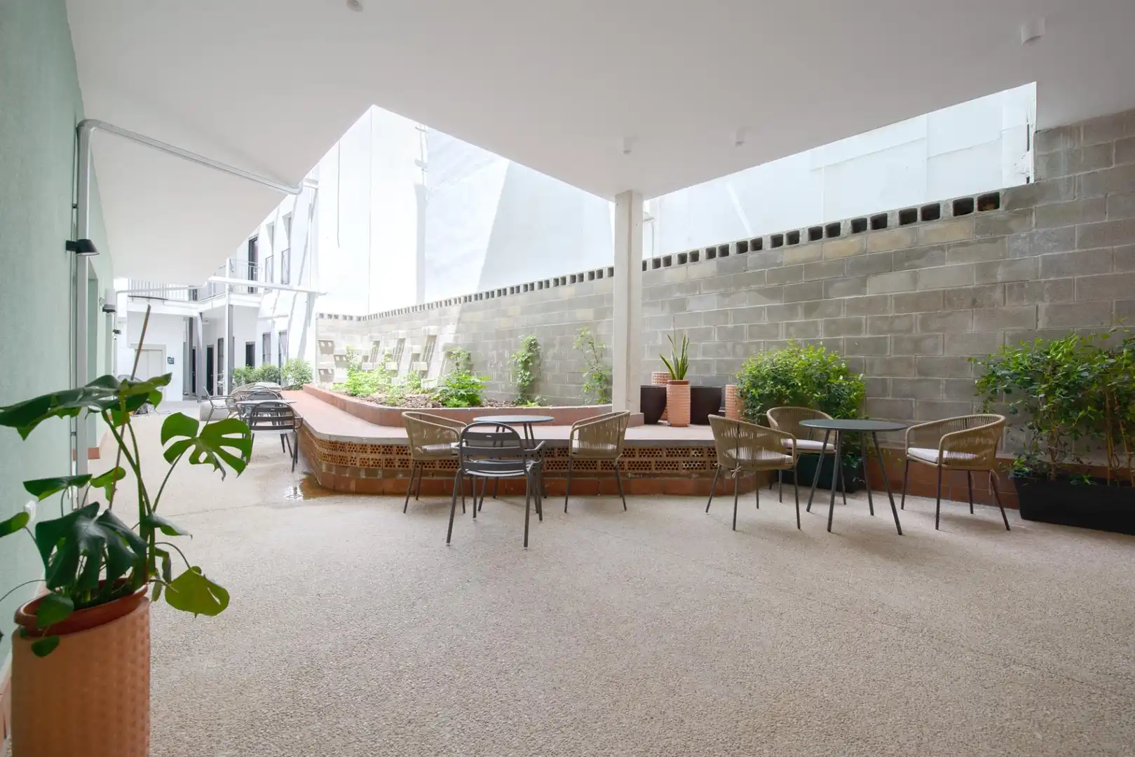 Terrace of Study for rent in Madrid  with Air Conditioner, Heating and Furnished
