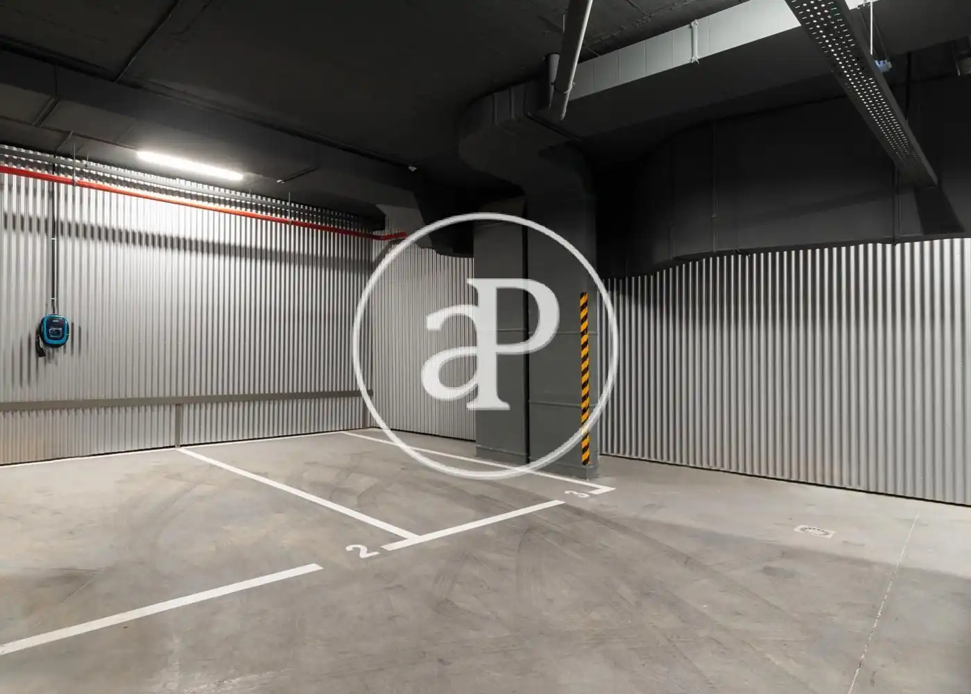 Parkplatz von Wohnung zur Miete in Madrid mit Klimaanlage, Heizung und Privatgarten