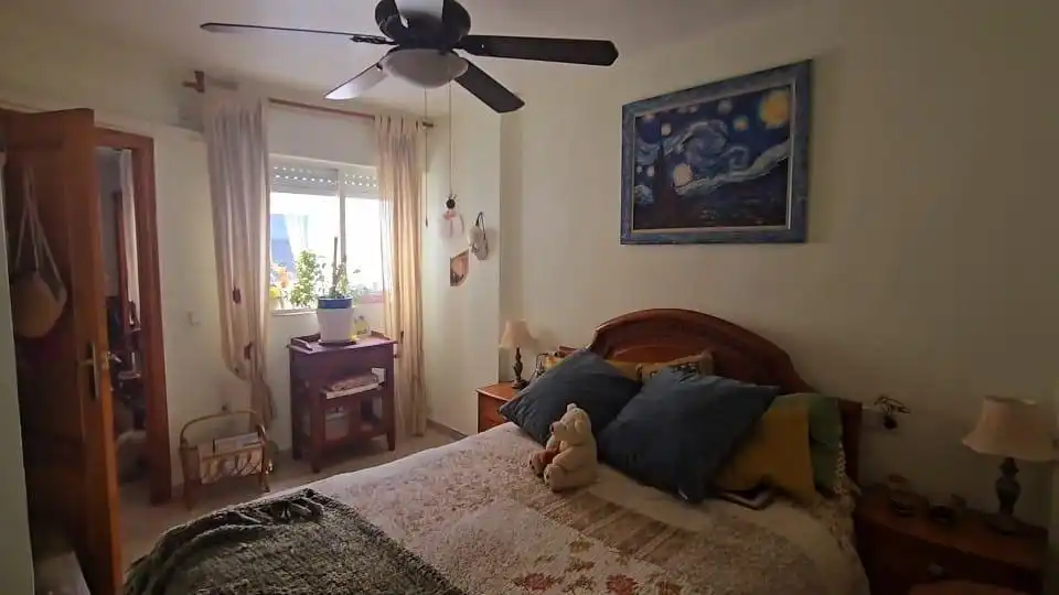 Schlafzimmer von Dachboden zum Verkauf in Murcia mit Klimaanlage und Heizung