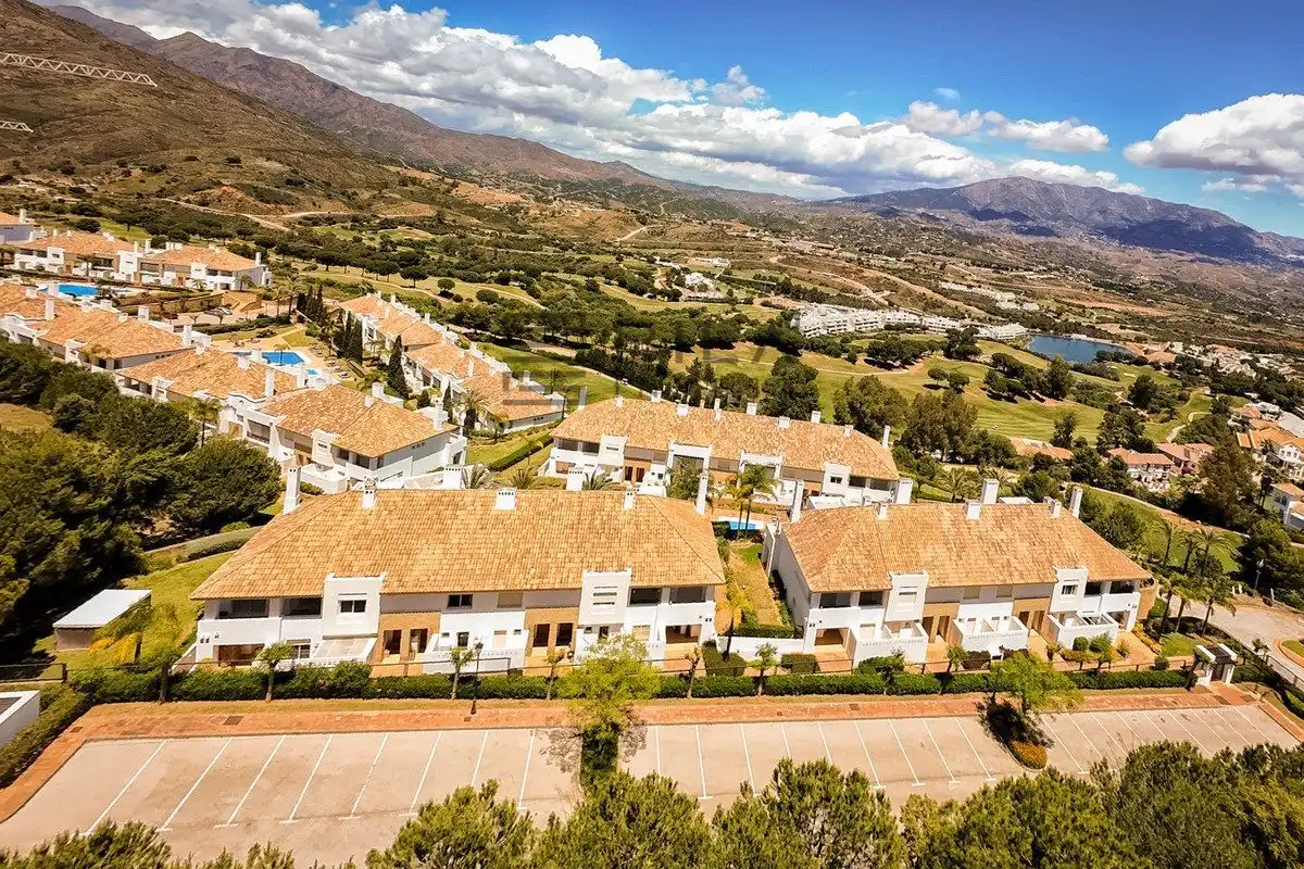 Adosado con piscina en venta en Urb. La Cala Golf, imagen 46