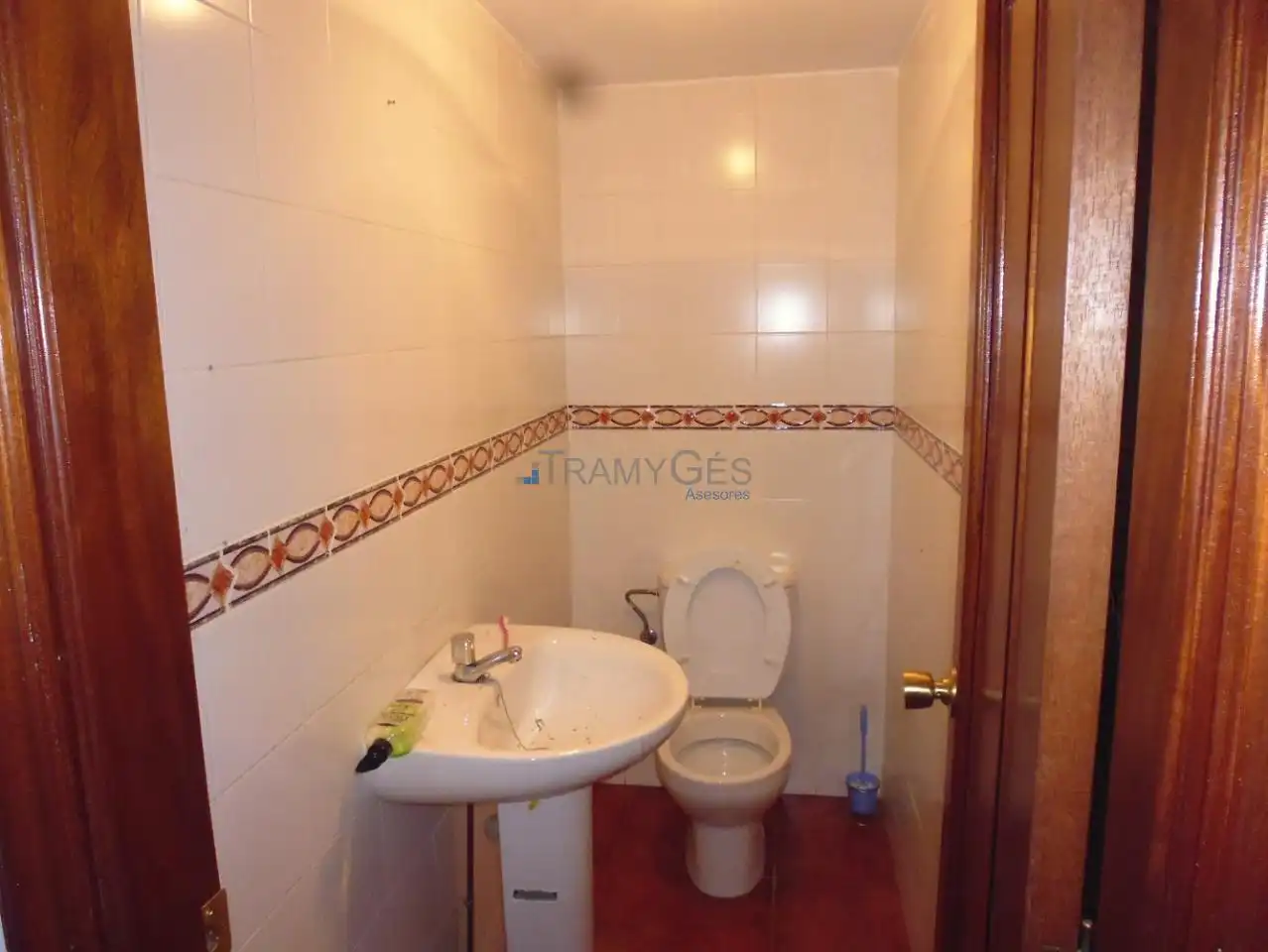 Local comercial de lloguer a Tui, imagen 2