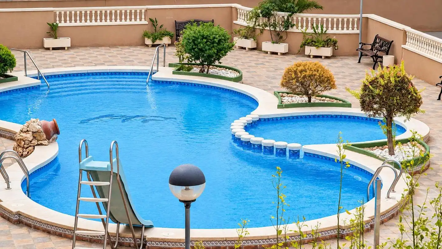 Wohnung mit Pool zum Verkauf in Avenida Tamarit