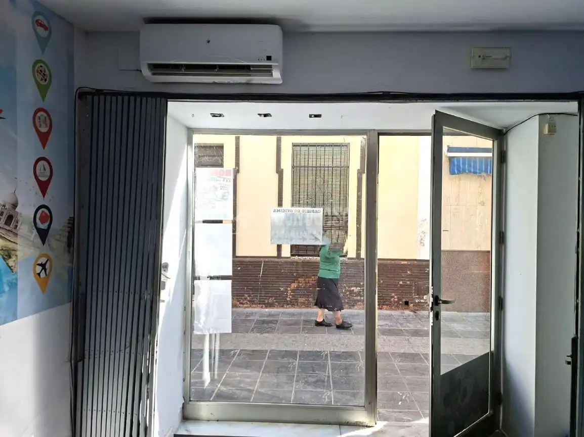 Local comercial en venta en Coria del Río, imagen 11