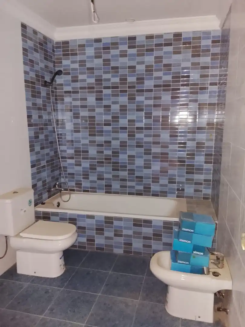 Baño de Casa o chalet en venta en El Picazo   con Balcón