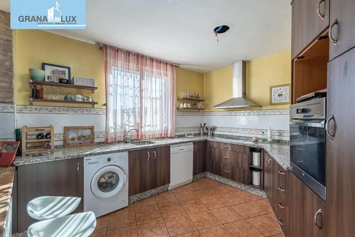 Chalet con piscina en venta en Calle del Arache, imagen 10