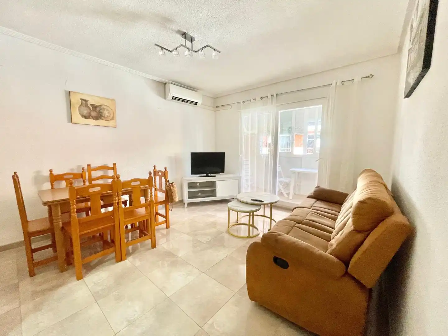 Living room of Apartments for rent in Torrevieja  with Air Conditioner, Heating and Furnished