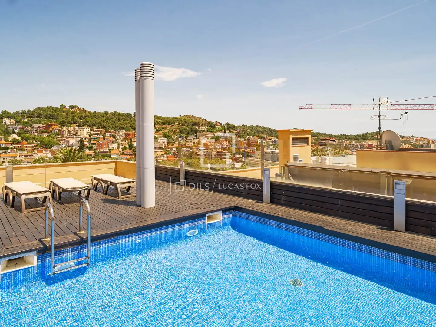 Piscina de Piso en venta en Barcelona con Aire acondicionado, Calefacción y Parquet
