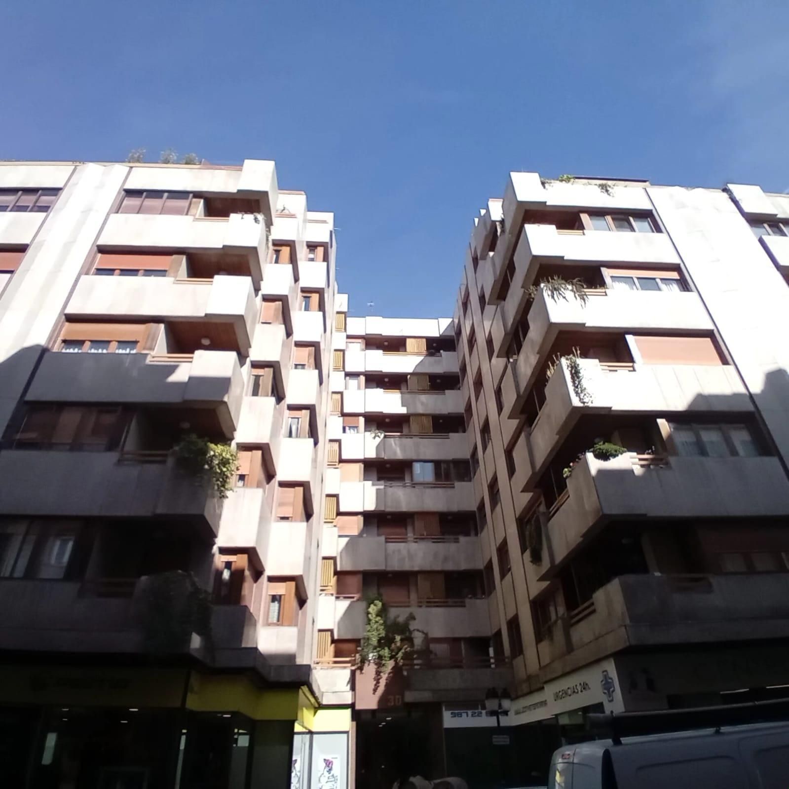 Exterior view of Flat to rent in León Capital   with Heating and Terrace