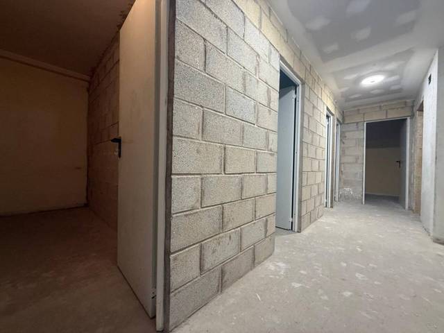 Trastero en Venta en Avenida Derechos Humanos en Gamonal - San Bruno - G9