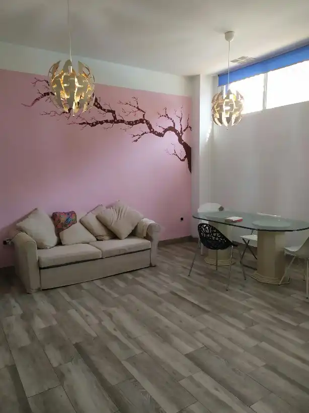 Sala d'estar de Local en venda en Torrox amb Calefacció i Moblat