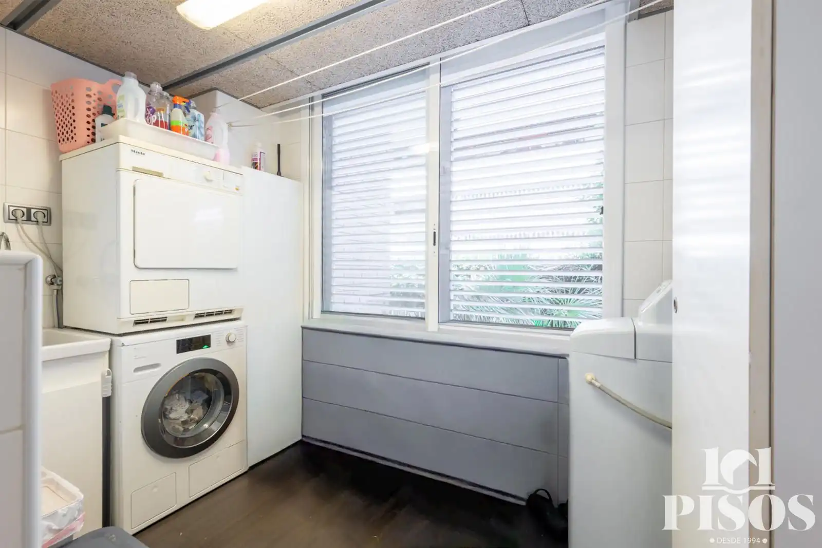 Kitchen of Flat for sale in Sant Cugat del Vallès  with Air Conditioner, Heating and Private garden