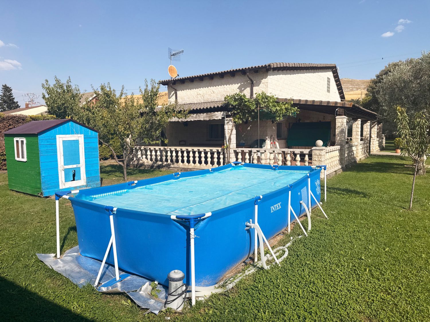 Piscina de Finca rústica en venda en Monzón de Campos