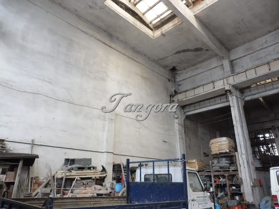 Nave industrial en venta en Leioa